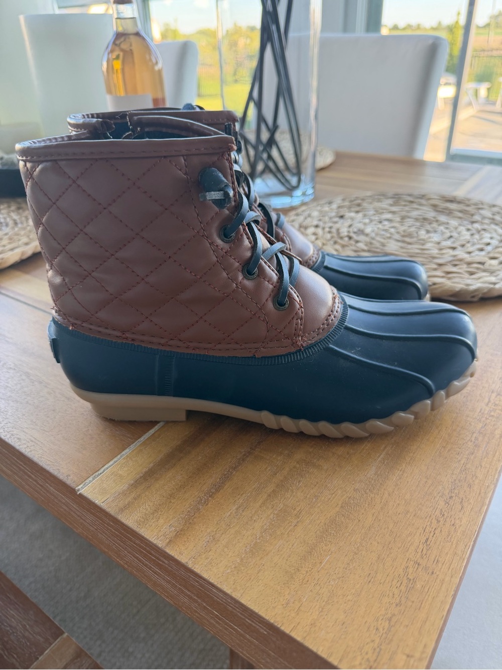 Nautica Brown Quilted and Navy Duck Boots 9
